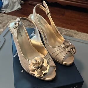Anne Klein Heels 3" heel size 7.5m. Excellent condition